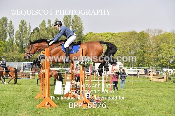 BPP_6676 - CLASS 2 RHS Classic Champ Qual (1.20m)