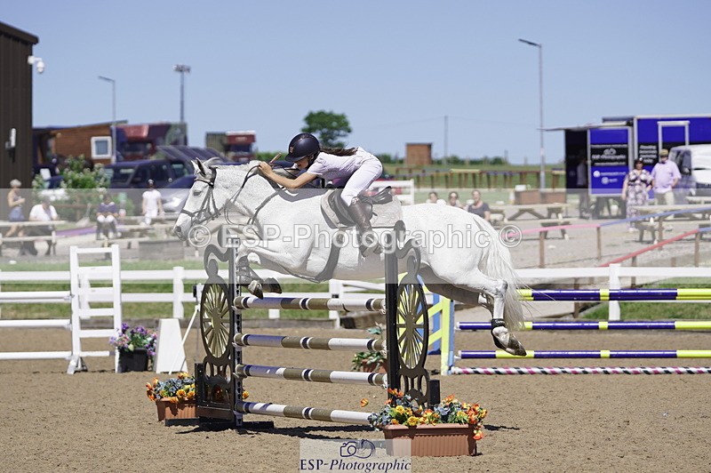 230624A-151800-02190 - Cls 26 Pony Foxhunter & 1.10m Open