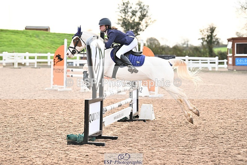 241117X-093759-03290 - Cls 05s A&B Pony Brit Nov & 80 Open