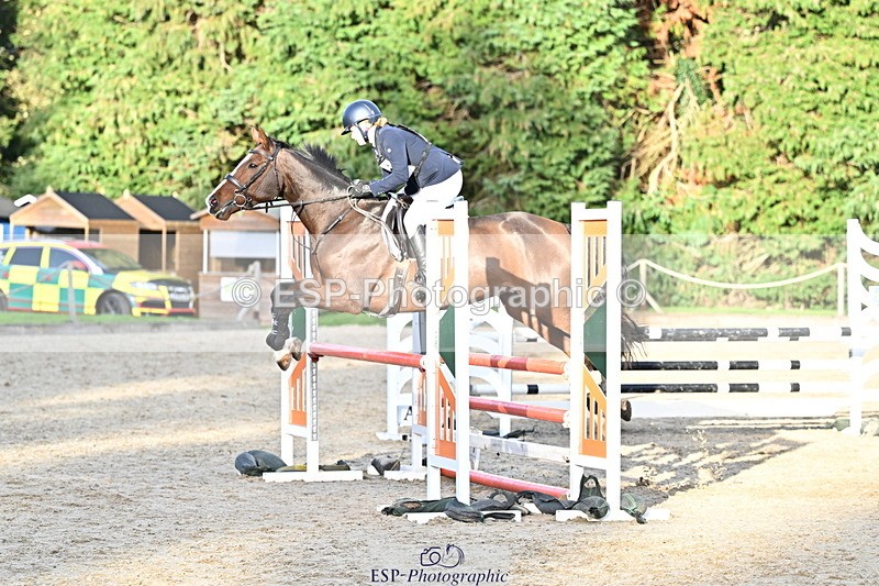 251005A-172436-05336 - Cls 11 Open 1m-1.05m