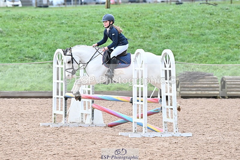 231203A-131539-01318 - Cls 23 Stepping Stones 128cm & 138cm