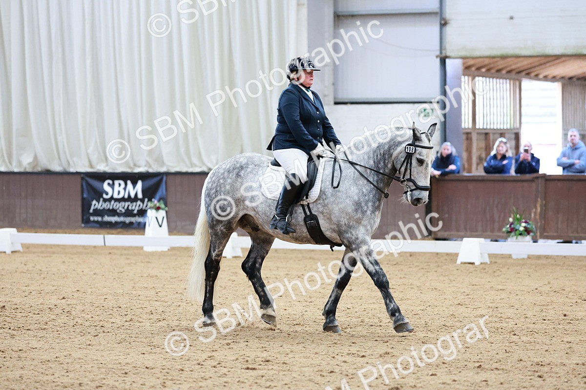 SBM_007091 - Class 6b - Novice 6 - 8.56-9.24