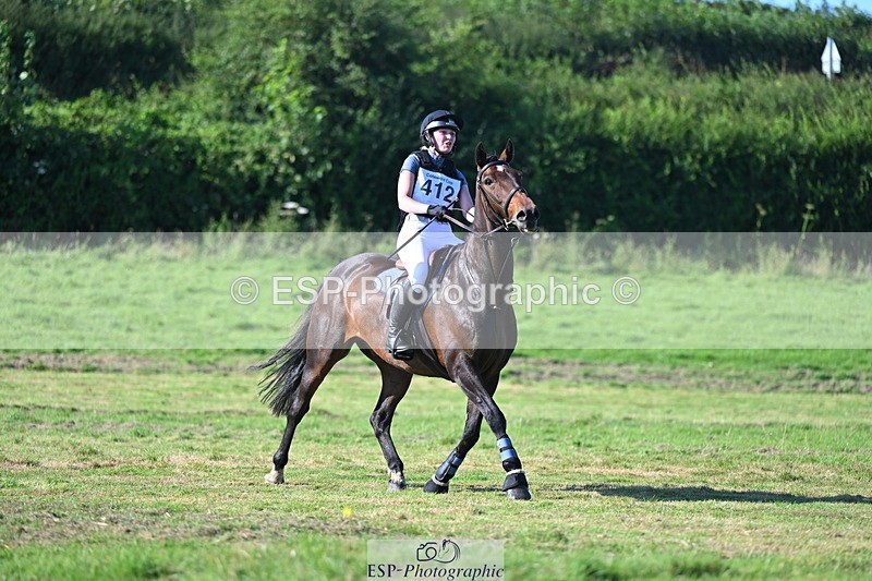 240811A-171939-07161 - 412-