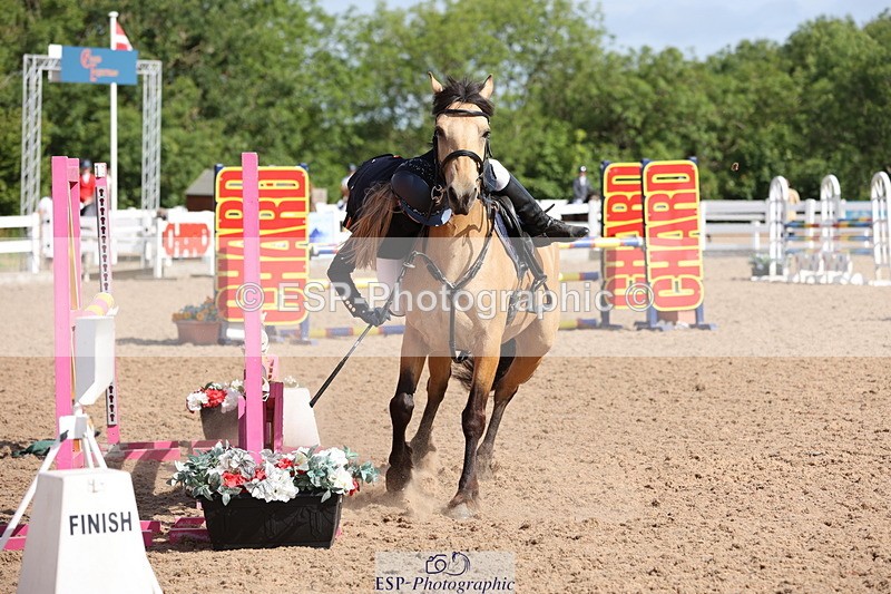 240629A-094051-03776 - Cls 17 Discovery and 90cm Open