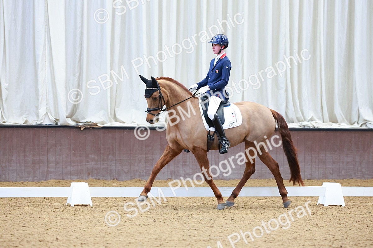 SBM_001310 - Class 18-15-16-22 - Elementary 5 Novice 5-Novice 6