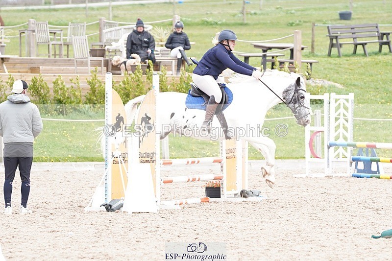 250414-125552-00824 - 70cm Round 2