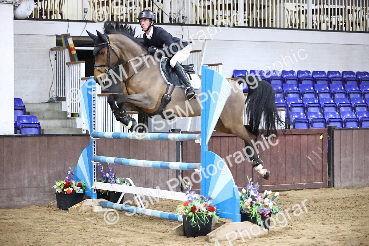 SBM_003266 - Class 11 - Senior Foxhunter - 1.20m
