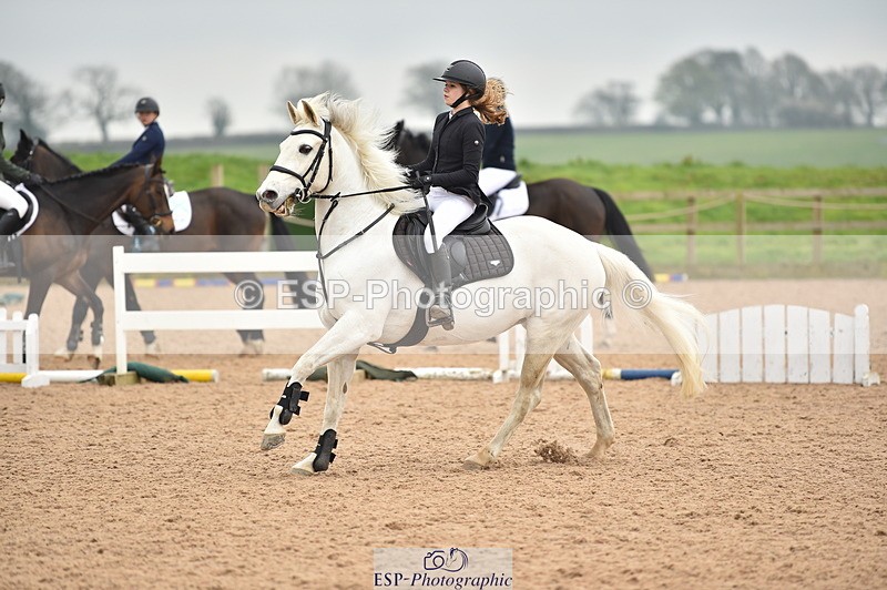 240331A-105048-00539 - 90cm First Round