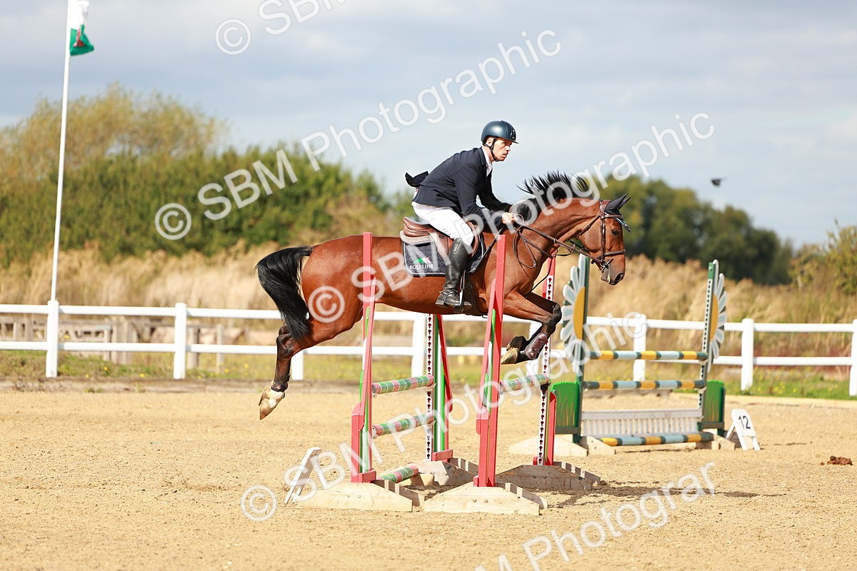 SBM_000915 - Class 3 - Senior Discovery - 1.00m