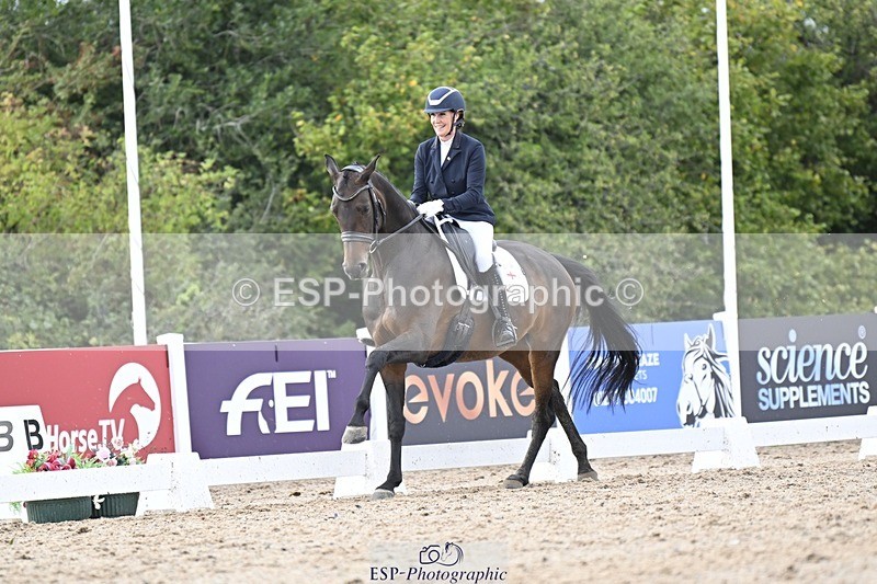 250907-162645-10600 - 053-Wendy.SavageFree.State