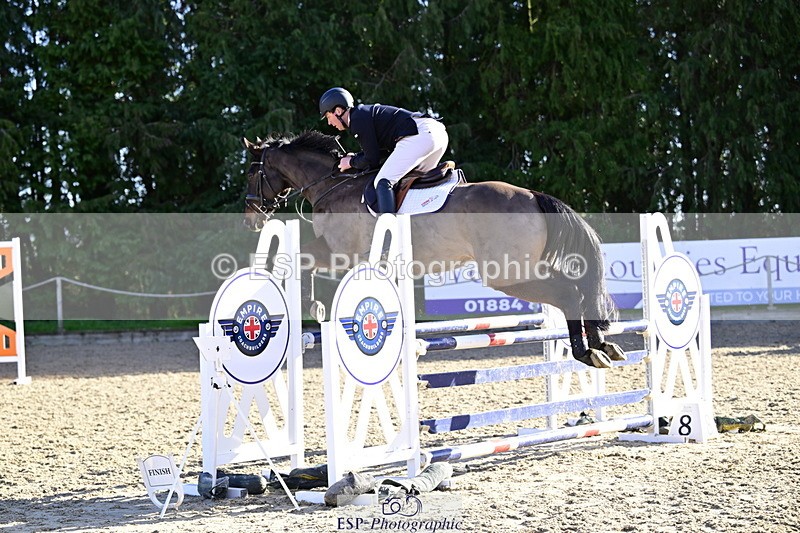 260214A-120203-00592 - 2 Discovery and 1m Open