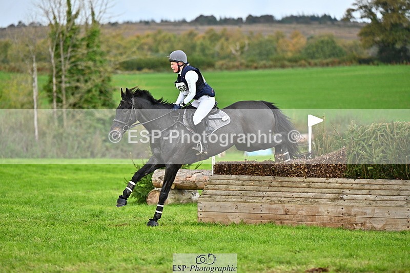 251025A-132751-20316 - F-468-Tabitha.Stephenson