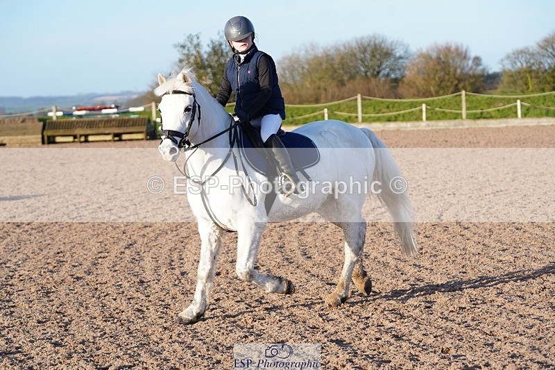 250125-101540-00923 - Clear Round 40cm and 50cm