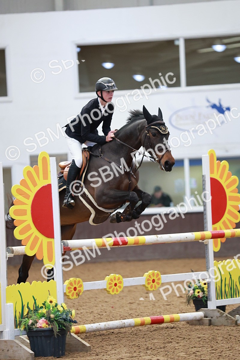 SBM_003753 - Class 11 - Senior Newcomers - 1.10m