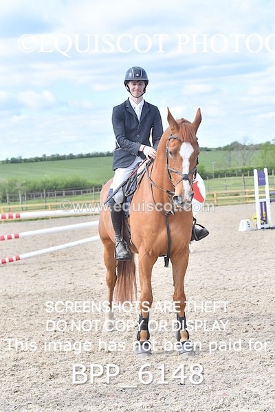 BPP_6148 - CLASS 29 SUN Senior Newcomers/ 1.10m Open