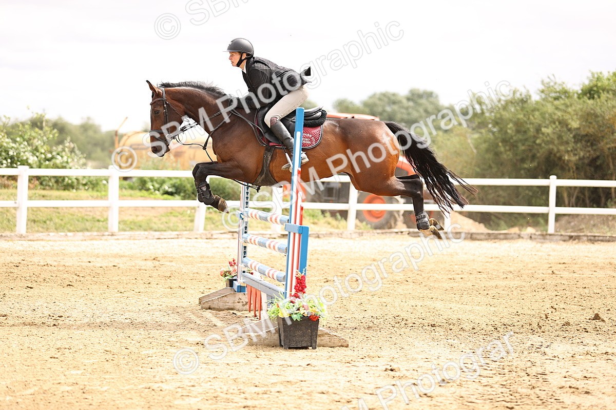 SBM_003170 - Class 21 - Senior Newcomers - 1.10m