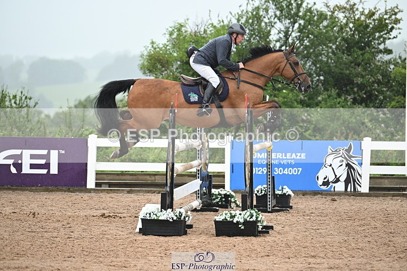 240720A-121025-14710 - Cls 11, 1 Star Bronze Tour 1.15m