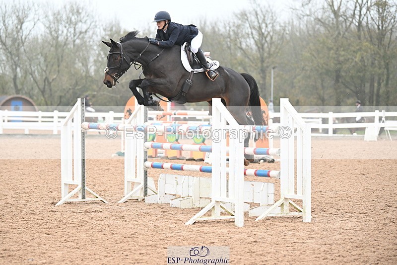 241102A-121836-04521 - SAT Cls 15 Foxhunter and 1.20m Open