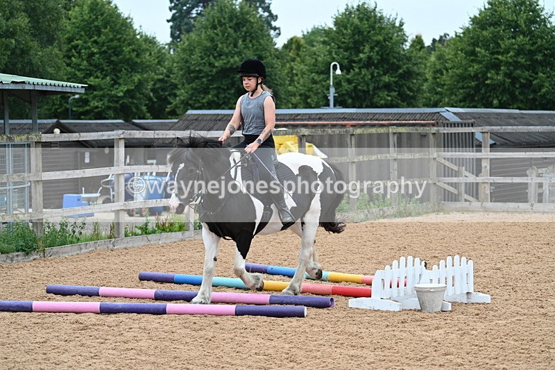 WJ7_7766 - Poles 10:00am