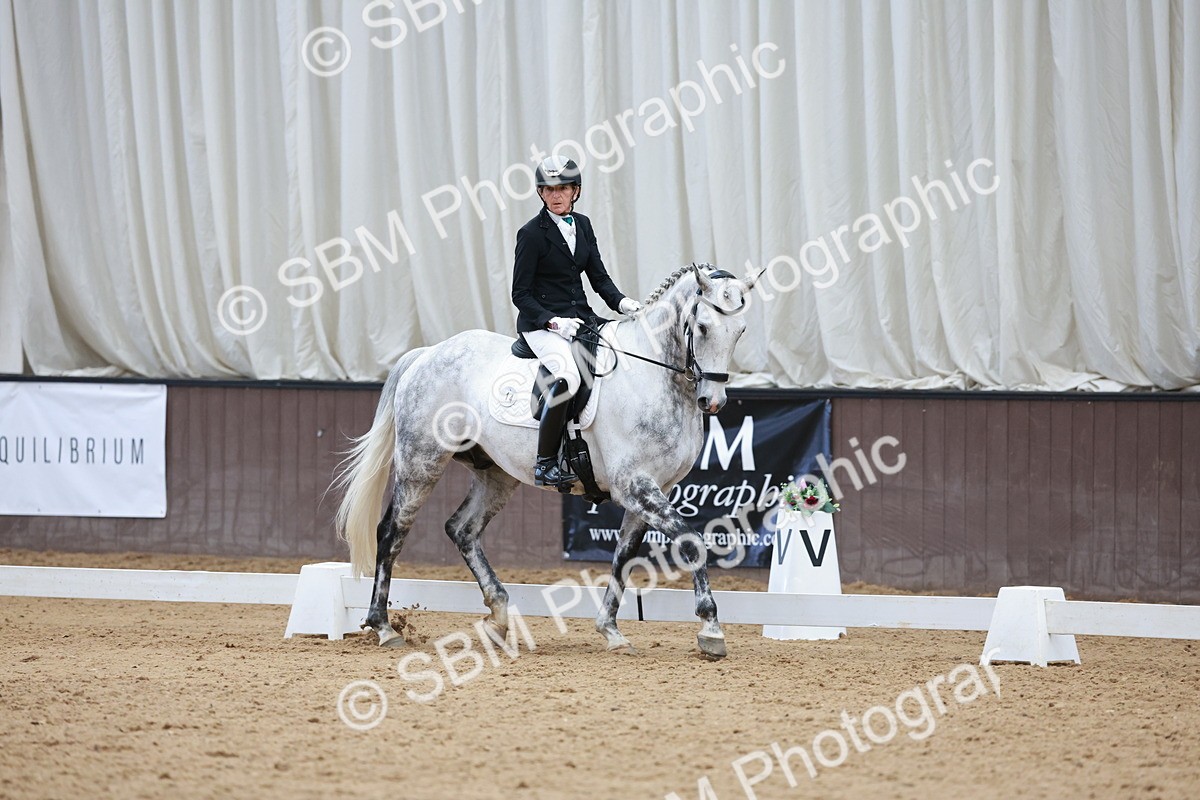 SBM_010018 - Class 6b - Novice 6 - 12.40-13.43