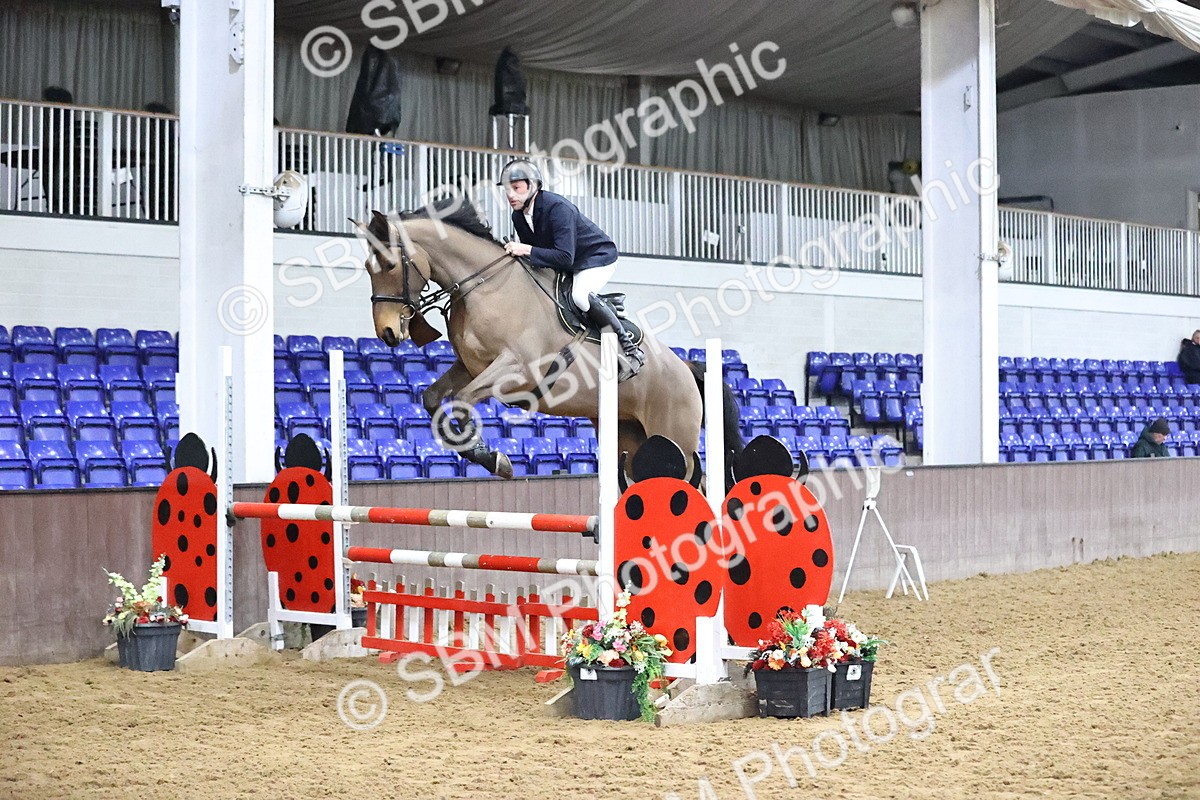 SBM_001997 - Class 10 - Senior Newcomers - 1.10m