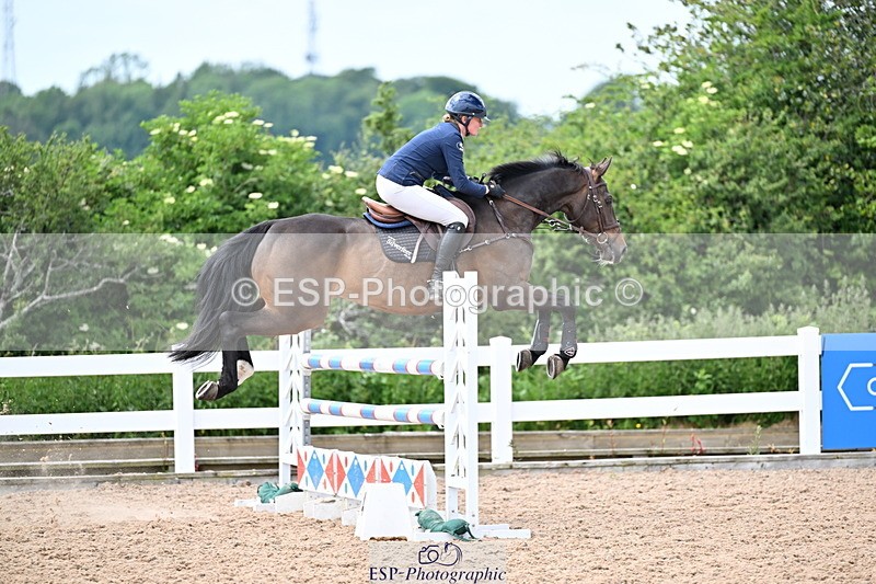 240605A-140327-00642 - Cls 4 Newcomers and 1.10m Open