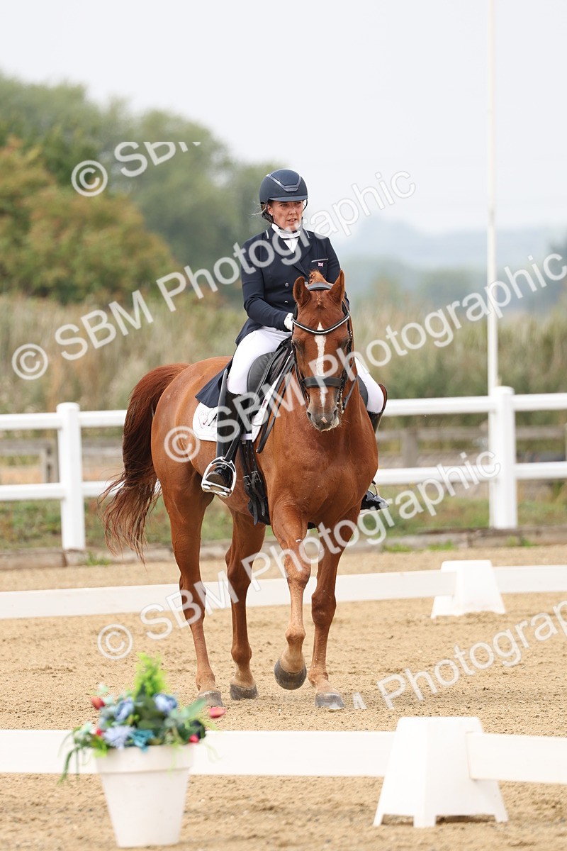 SBM_007046 - Class 9 - FEI INT I - 13.37-14.33