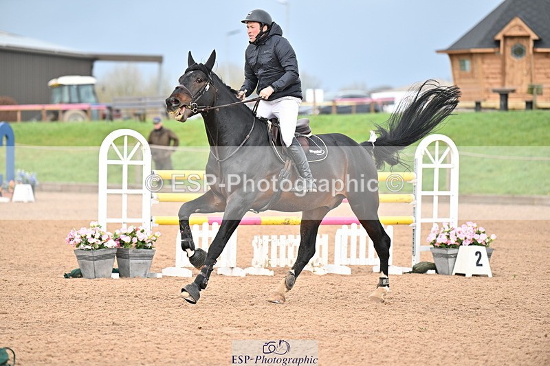 240315A-122351-00909 - Cls 3 Snr Foxhunter