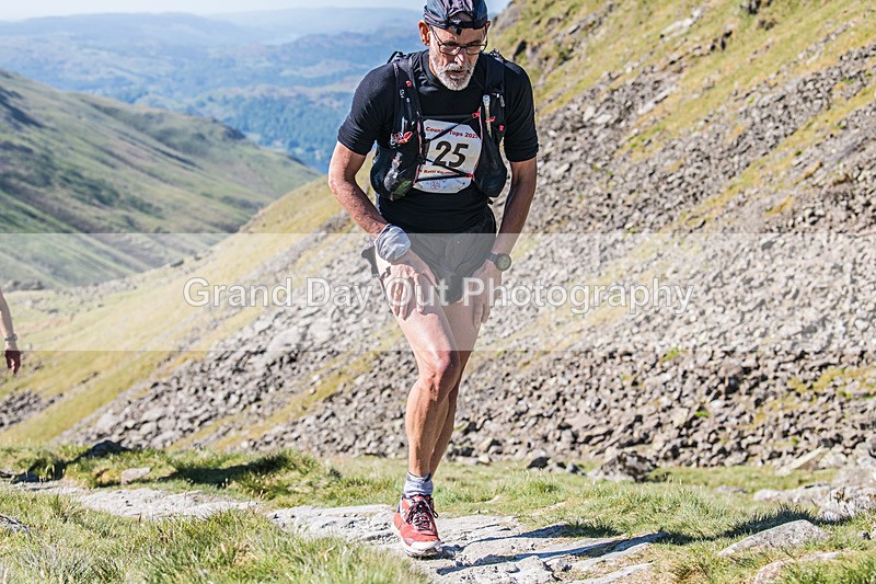Old County Tops-809 - The Old County Tops Fell Race Saturday 17th May 2025