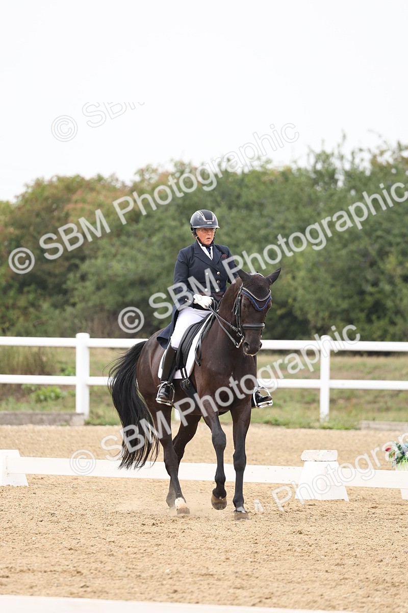 SBM_008125 - Class 10 - FEI INT I - 16.10-16.50