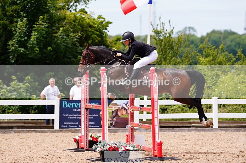 240629A-130224-05541 - Cls 18 Newcomers and 1m Open