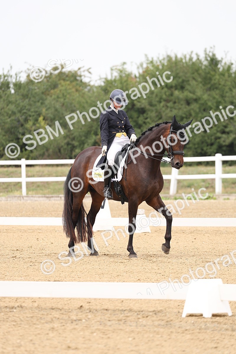 SBM_007020 - Class 9 - FEI INT I - 13.37-14.33