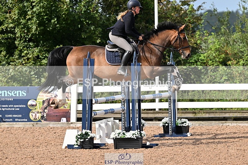 240912A-112115-01163 - Cls 9 Snr Discovery and 1m Open