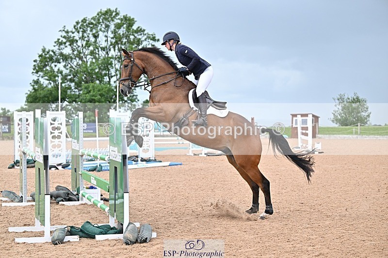 260610-121508-00397 - Cls 5 Snr Newcomers and 1.10m