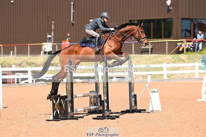 230526A-150912-02050 - Cls 12 1.05m Amateur Quali