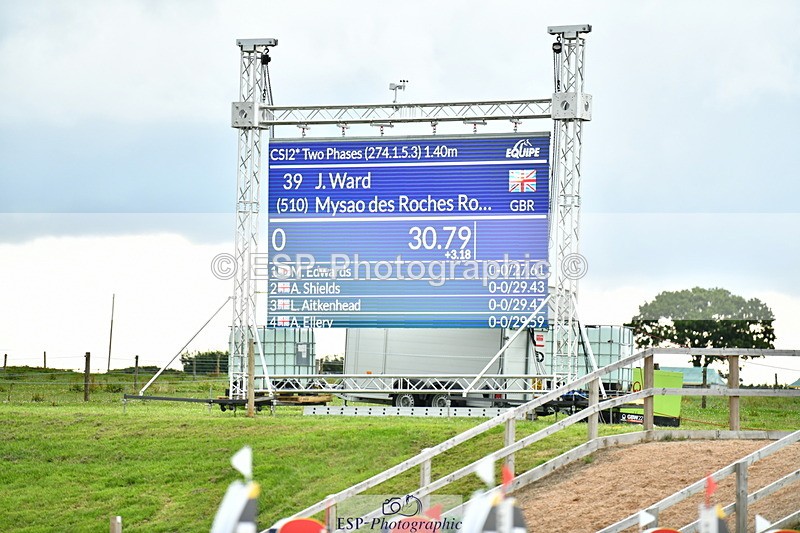 230720A-155751-04111 - Cls 9, 2 Star Big 1.40m Start to break