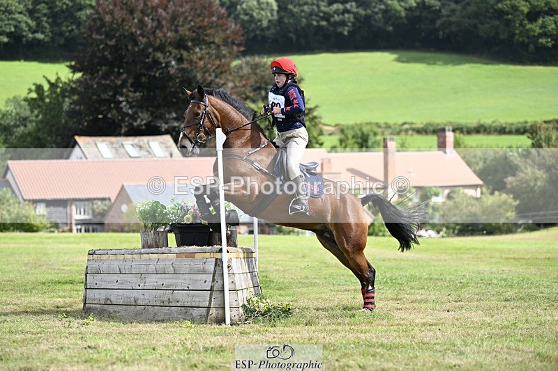 240825X-103945-31391 - 70cm XC 10.00 to 11.00