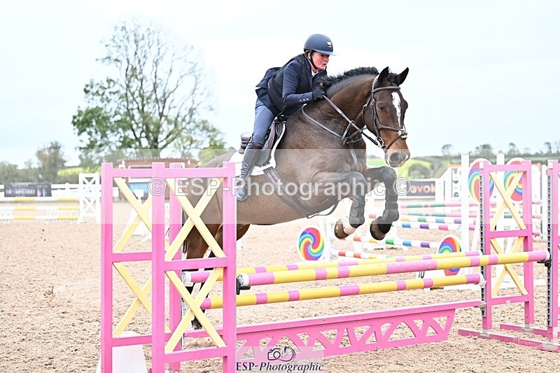 251015-104433-00099 - Cls 1 British Novice and 90cm Open