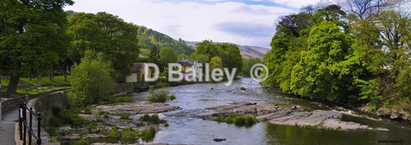 Llangollen Park on the River Dee - Places &Towns