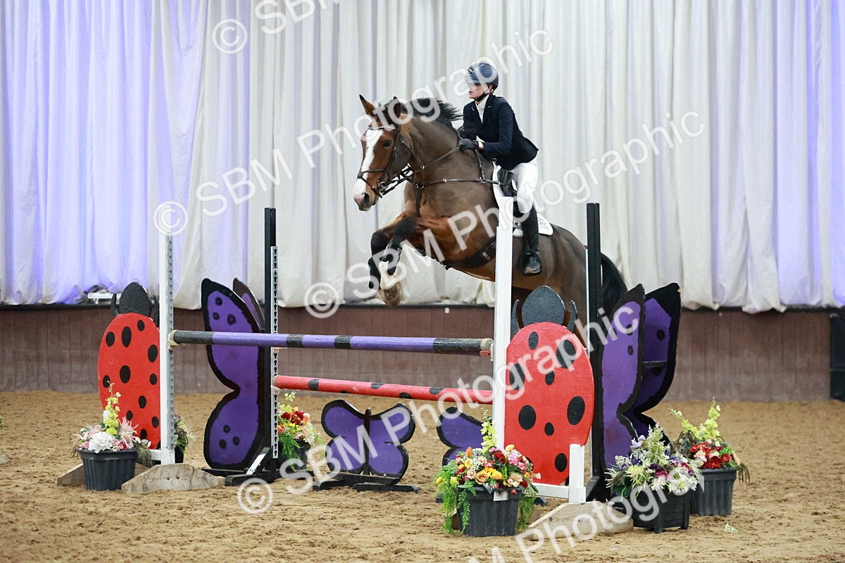 SBM_004454 - Class 17 - Senior Newcomers - 1.10m