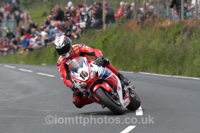 Conor Cummins Honda / Honda Racing - Pokerstars Senior TT