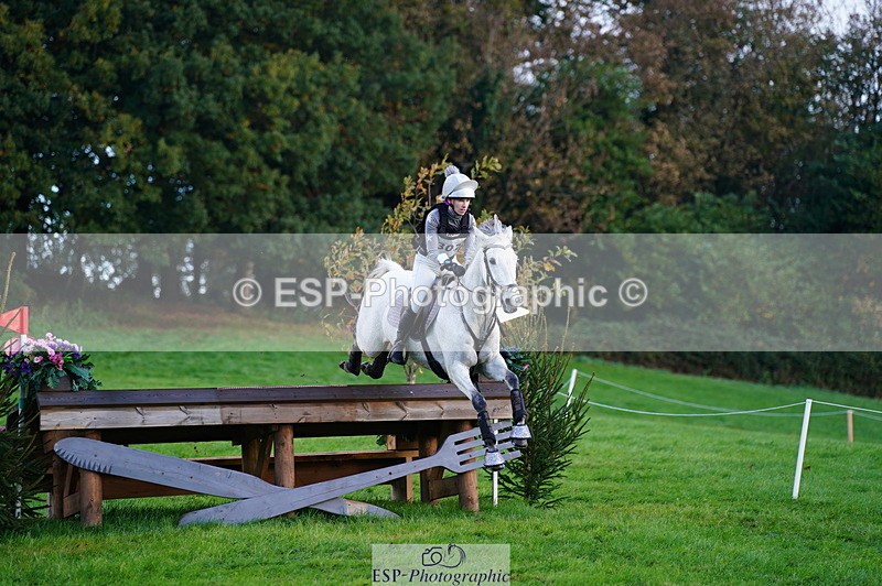 251025A-090604-15832 - D-302-Emma.Farrar