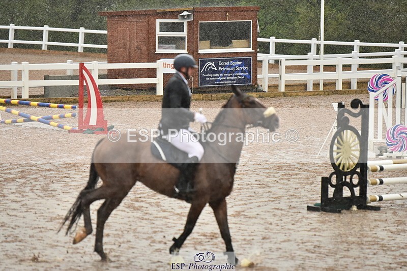 230509A-161544-00035 - 70cm