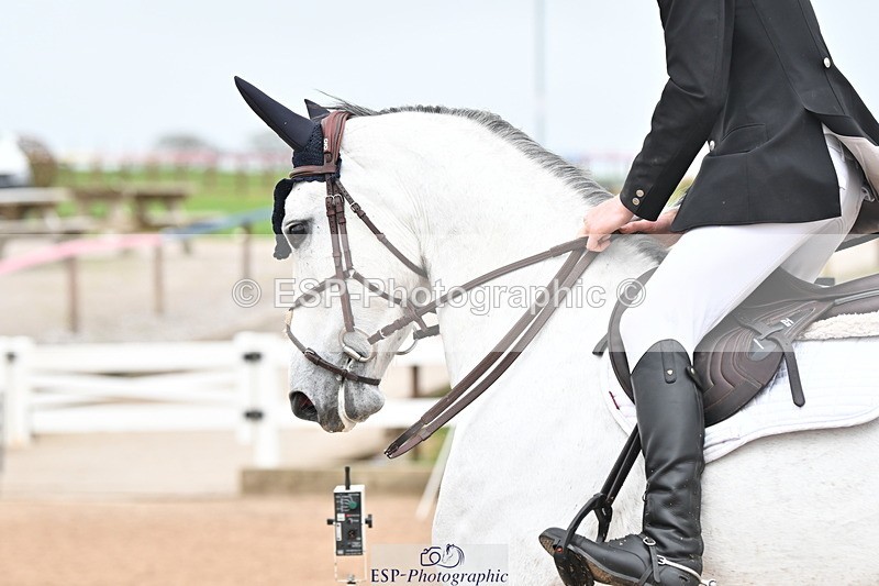 240406A-154238-04204 - Cls 17 National 1.30m Open