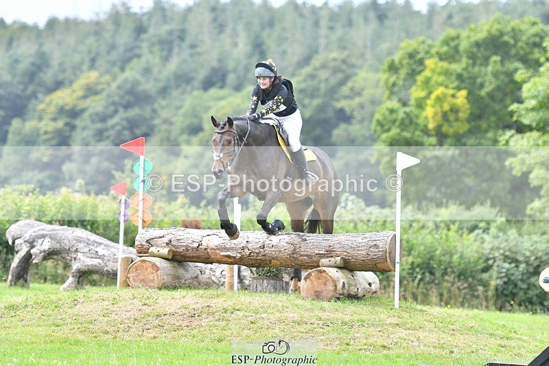 240803-135746-07034 - 211-Bethany_Hull-CARRICK_DIAMOND_OLIVER