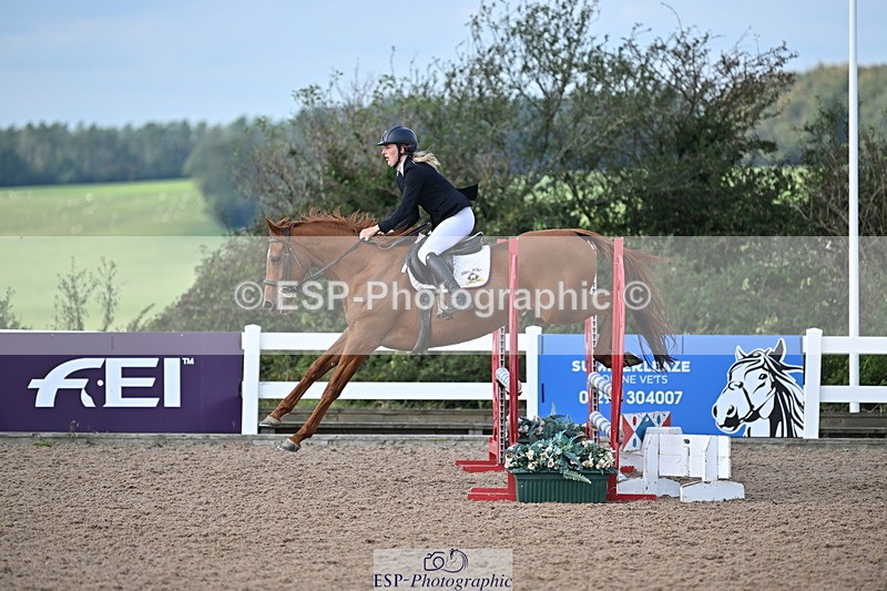 241004A-120359-01769 - Fri 08 85cm Amateur Quals