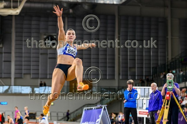 SeniorInd25-918944 - Field Female