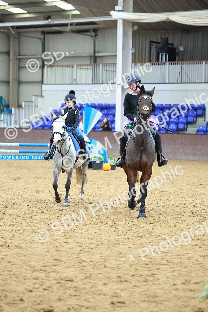 SBM_002789 - Class 4 - Pairs