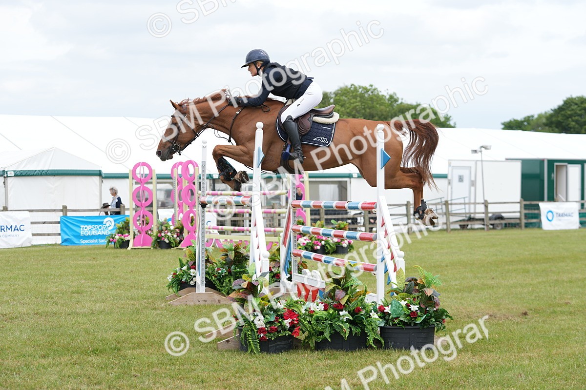 SBM_06628 - Class 202 - National 1.40m Open