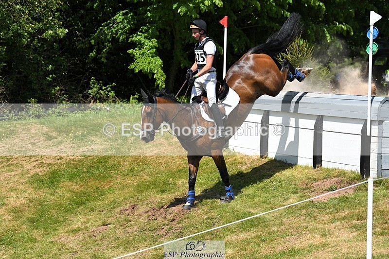 230527-142152-09913 - 325-LONESTAR-Thomas_Hawke-XC